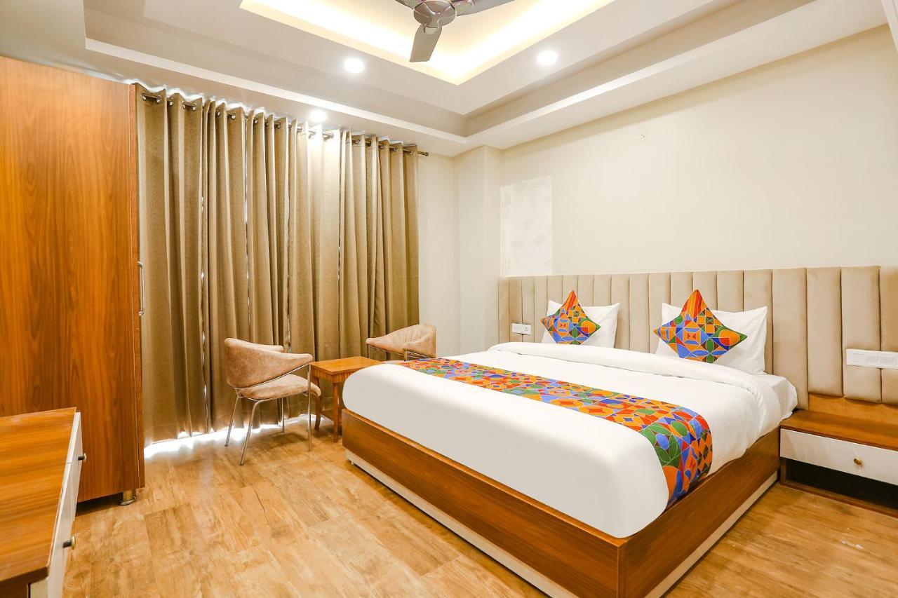 Fabhotel Raahi Retreat Gurgaon Exterior foto